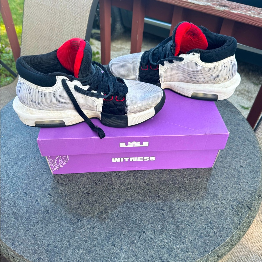Nike LeBron Witness Sneakers in Black and Red